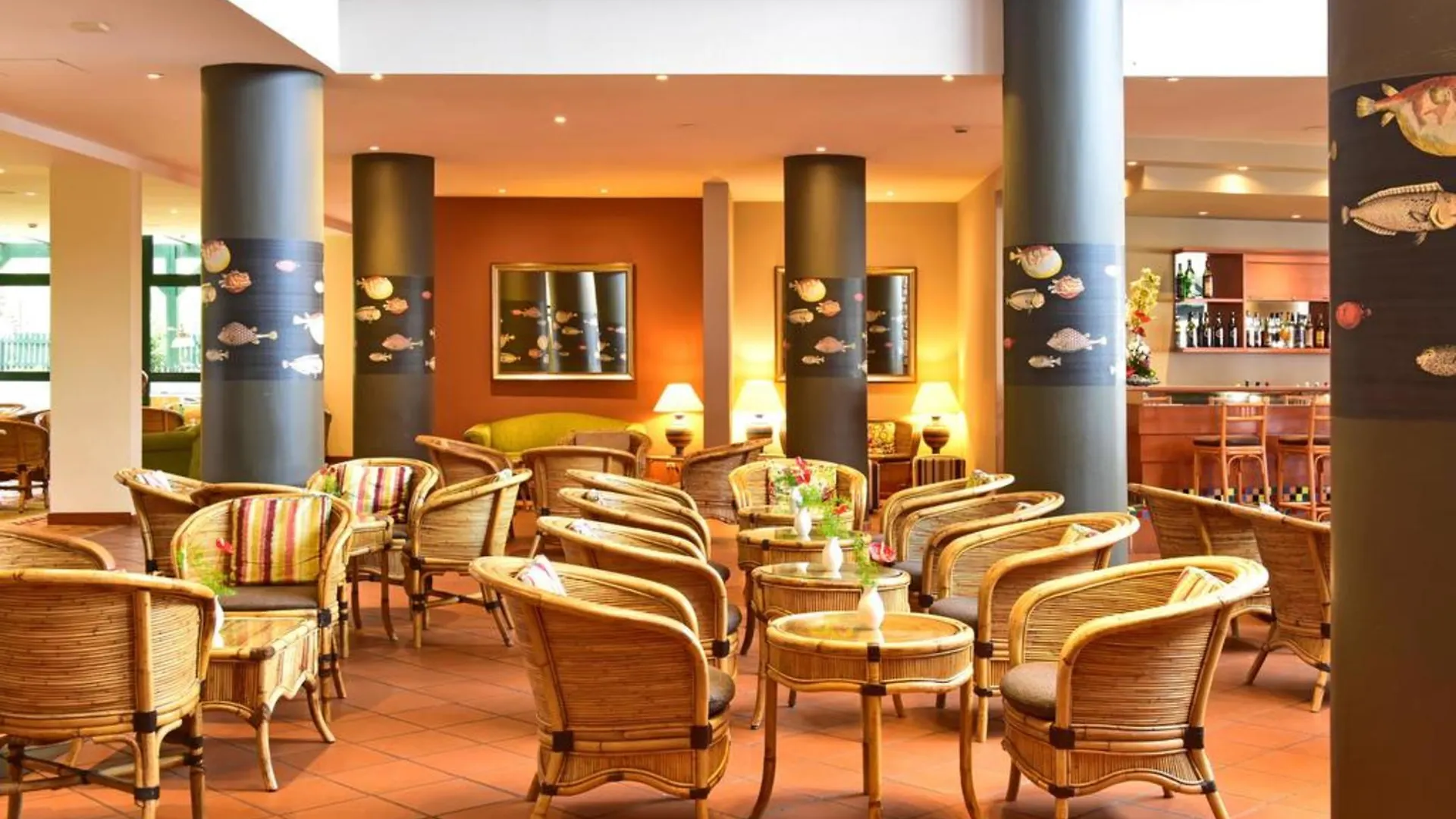 **** Hotel Pestana Ocean Bay Resort Funchal  Portugalia