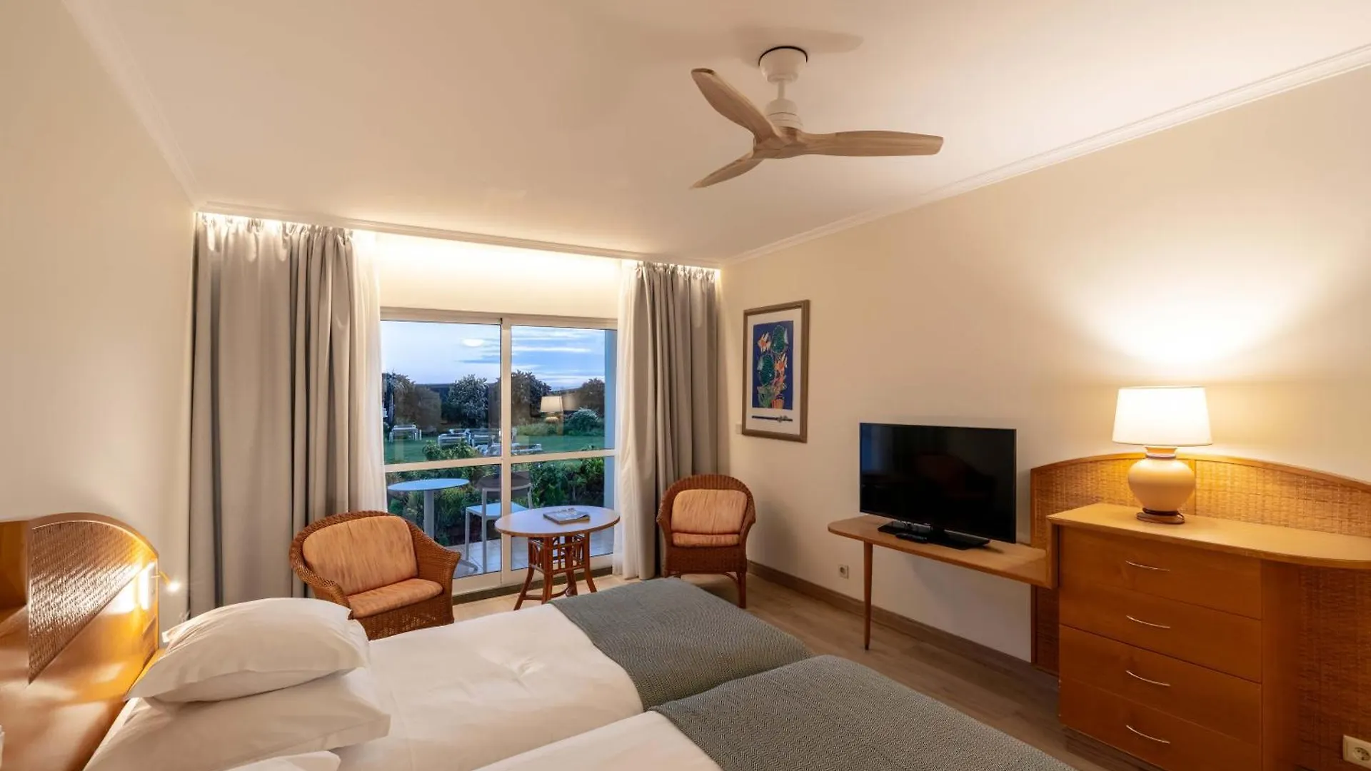 Pestana Ocean Bay Resort Funchal  4*, Funchal (Madeira)