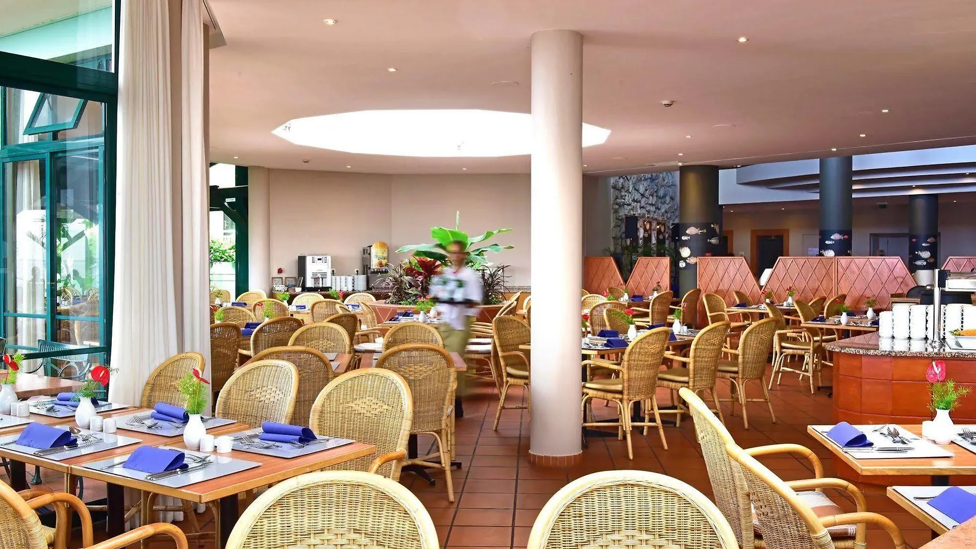 Pestana Ocean Bay Resort Funchal  4*, Funchal (Madeira)