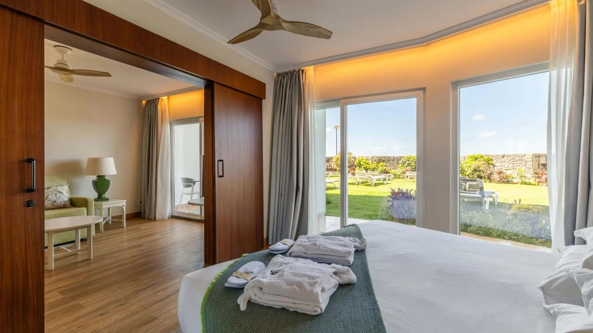 Pestana Ocean Bay Resort Funchal  4*, Funchal (Madeira)